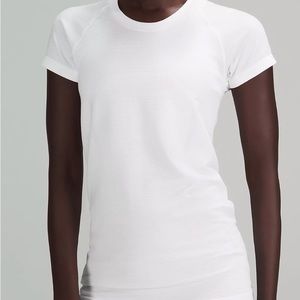 Lululemon- White Swiftly Tech Short-Sleeve Shirt 2.0